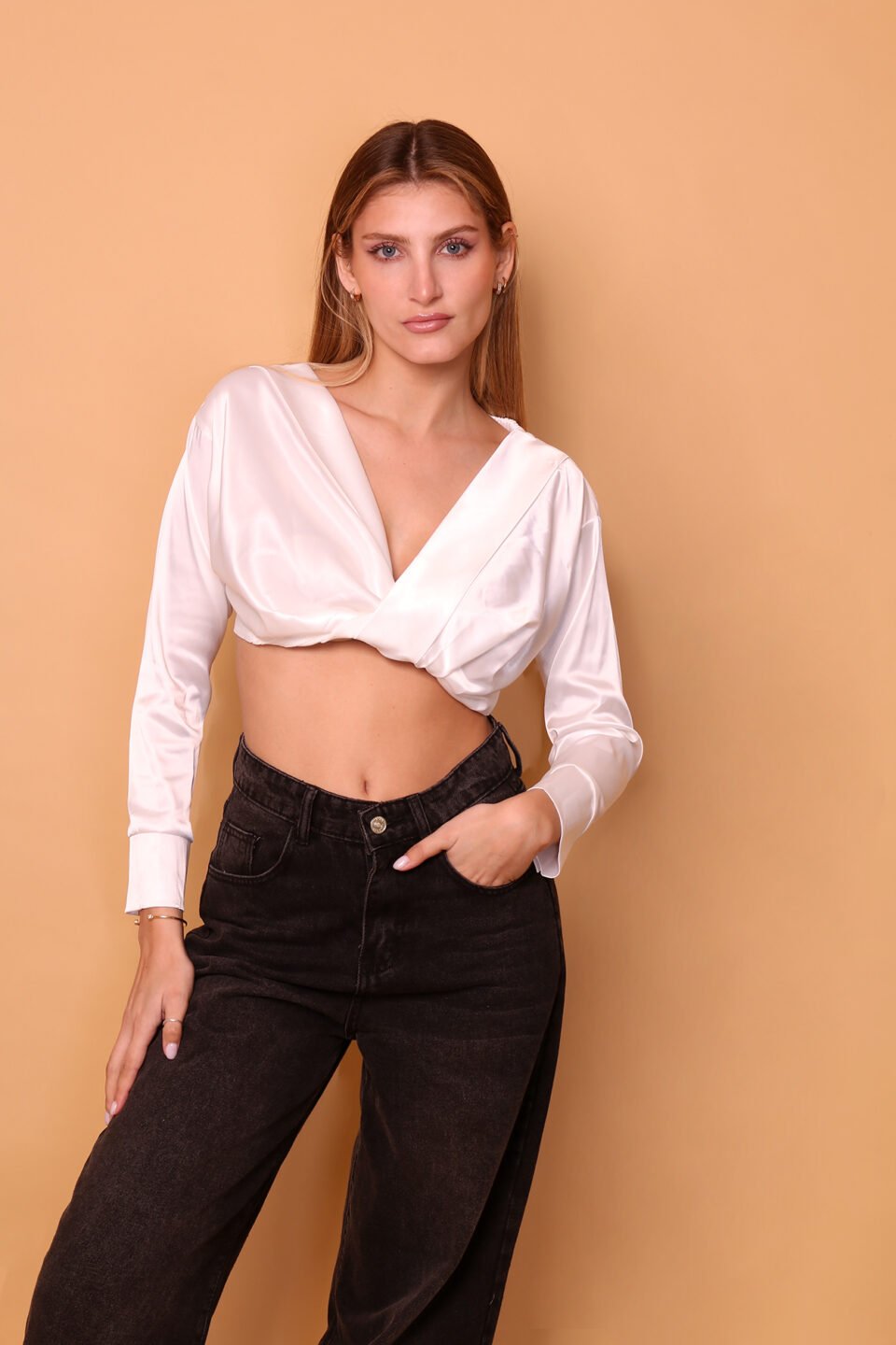 Blusa Crop Satin + Elastico Espalda